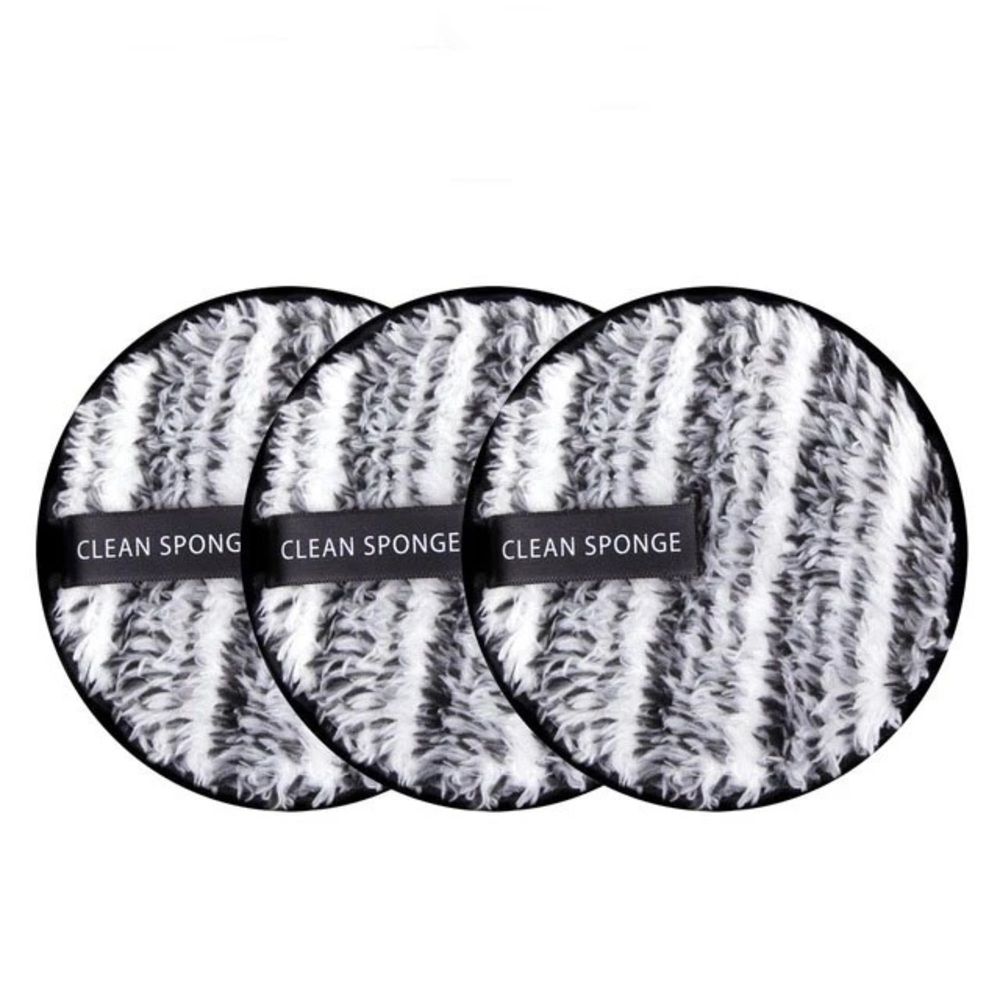 Black and White Stripe Makeup Sponge